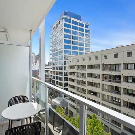 Stylish Central City 1-Bedroom With Patio Auckland Exterior photo